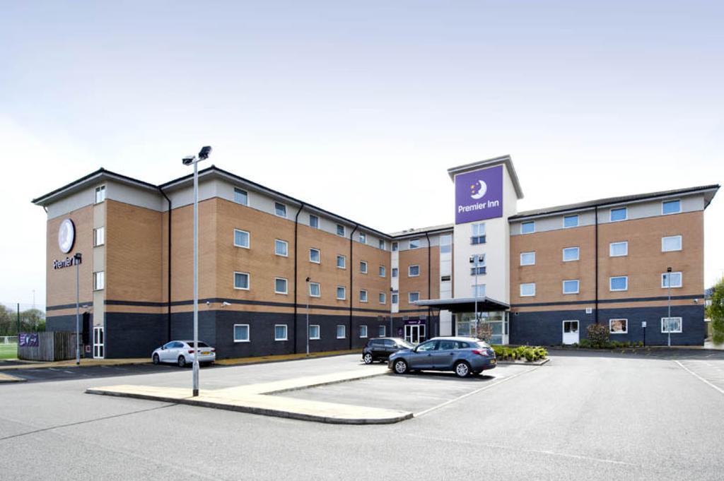 Premier Inn Glasgow Braehead Esterno foto